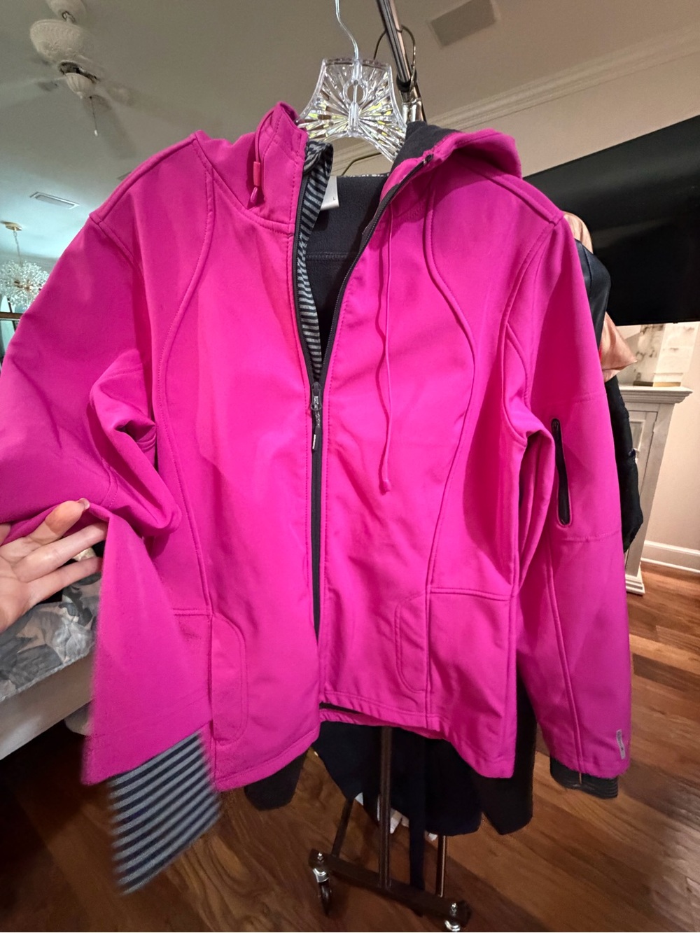 Mondetta Bright Pink Hooded Ski Jacket with Zip Front